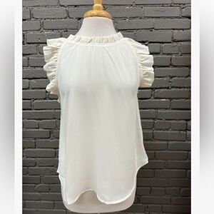 💕boutique ruffle tank size L💕